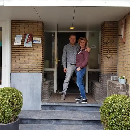 Het Anker Отель 3*