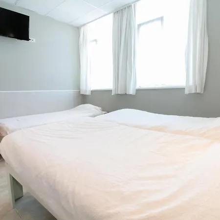 فندق Het Anker 3*